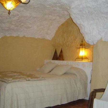 Cueva La Hornacina Orce